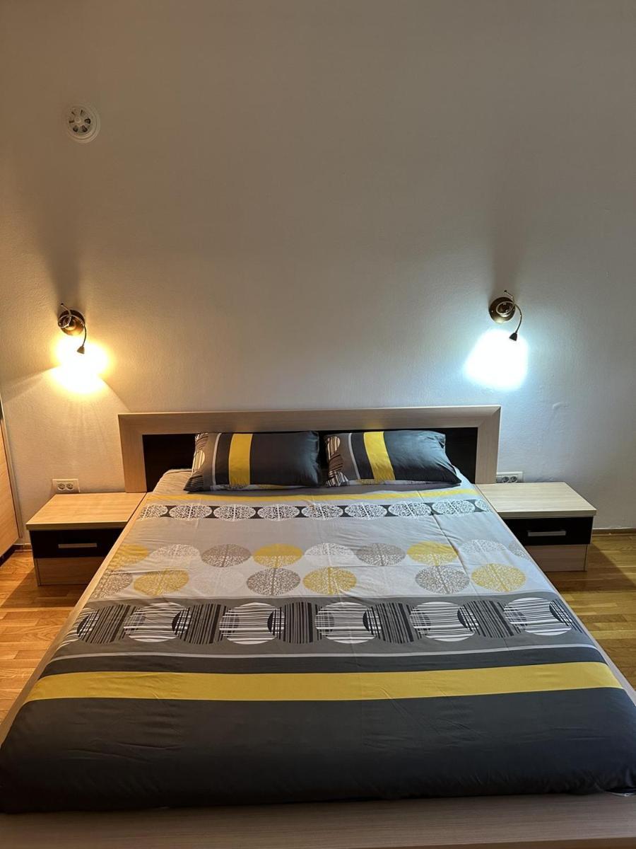 Luxury Apartment In The Center 66 M² Size. Skopje Exterior photo